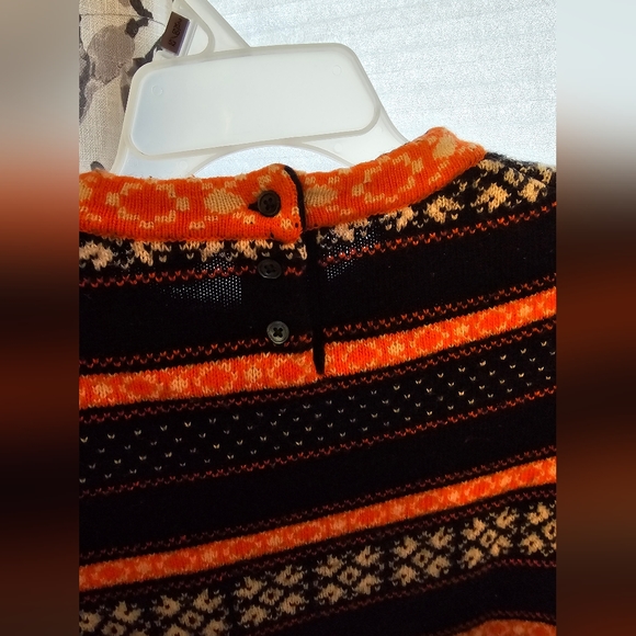 Jcrew wool sweater. Good used condition. - Picture 4 of 4